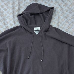 Cyrus Women's M Thin Pull Over "Sweatshirt"